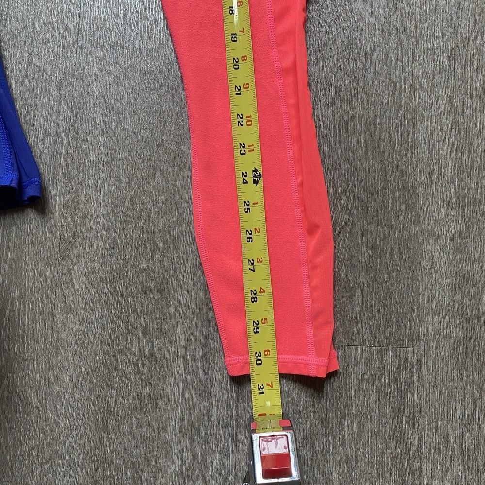 Fabletics Small Mila High Waisted Capri Leggings With Mesh Pockets Bundle 1476 - Picture 6 of 6
